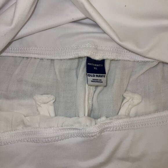 Old Navy High Waist White Shorts - Picture 3 of 4